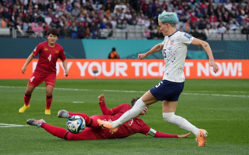 Libero khác gì trung vệ truyền thống